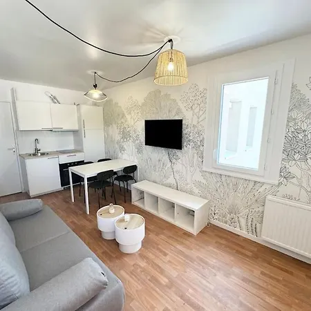 Deux Pieces Apartment *