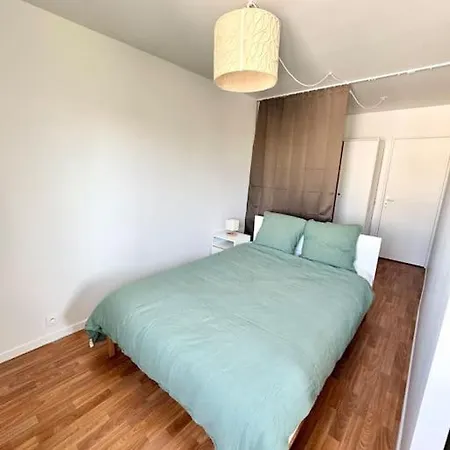 Deux Pieces Apartment *