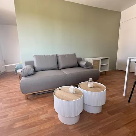 Deux Pieces Apartment Courcouronnes